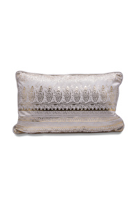 Karaca Home Ethnic Gold Baskılı Kadife Kırlent 35x55 cm görseli 1