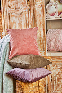 Karaca Home Breda Pudra Kadife Kırlent Kılıfı 45x45 cm görseli 3