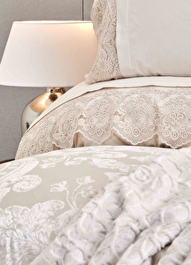 Karaca Home Valeria Royal Gold 10 Parça Çeyiz Seti görseli 3