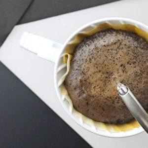 Hario Dripper V60 02 Ceramic Beyaz görseli 8