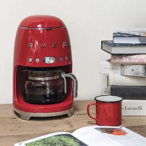 Smeg Filtre Kahve Makinesi Red Dcf02rdeu görseli 5