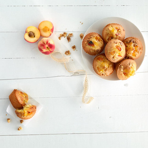 Lekue 12’li Silikon Muffin Kalıbı 7 cm Kırmızı  görseli 2