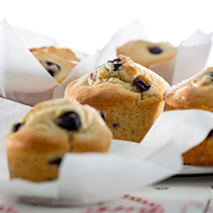 Lekue 6 Bölmeli Siyah Silikon Muffin Kalıbı 30X17,5X3,99 cm görseli 2
