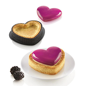 Silikomart Petit Amour 8'li Mini Kalpli Kek Kalıbı görseli 2