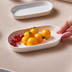 Karaca x Refika Bembeyaz Kayık Tabak 18 cm görseli 4