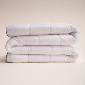 Penelope 6,5 Tog Serin Etkili Tencel™ Battal Boy Yorgan - Celia Fine Serisi görseli 2