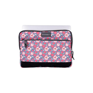 Bloominbag Blossom Lovin'14 Inç Laptop / Macbook Kılıf görseli 5