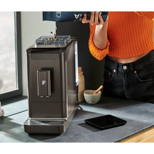 Tchibo Esperto 2 Caffè Tam Otomatik Kahve Makinesi, Granit Black görseli 2