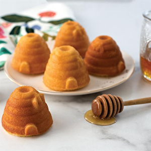 Nordicware 6 Lı Mini Arı Kovanı Kek Kalıbı