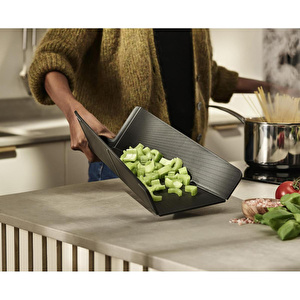 Joseph Joseph Chop2pot Plus Küçük Katlanır Doğrama Tahtası görseli 5