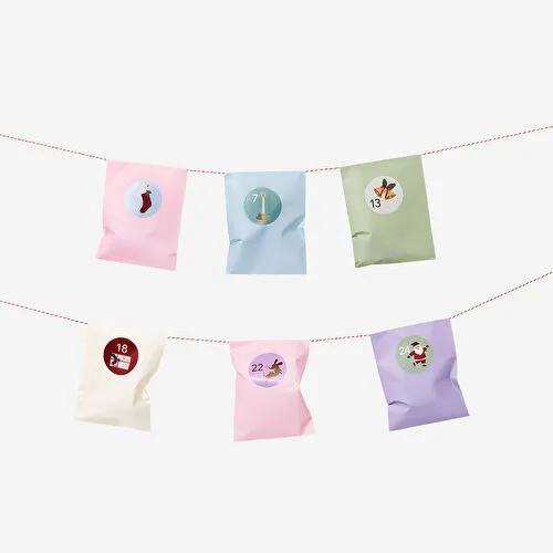 Flying Tiger Copenhagen Numaralı 24'lü Advent Hediye Çantaları Flying Tiger Copenhagen Numaralı 24'lü Advent Hediye Çantaları