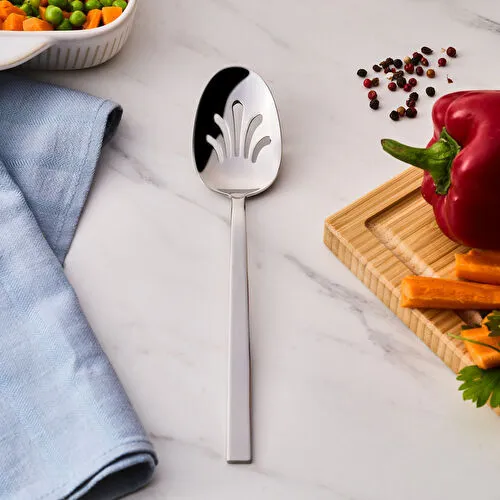 Karaca Flame Delikli Servis Kaşığı