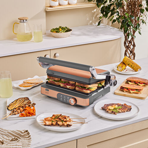 Karaca Gastro Gourmet Döküm Izgara ve Tost Makinesi Galactic Bronze 6 Dilim Kapasiteli