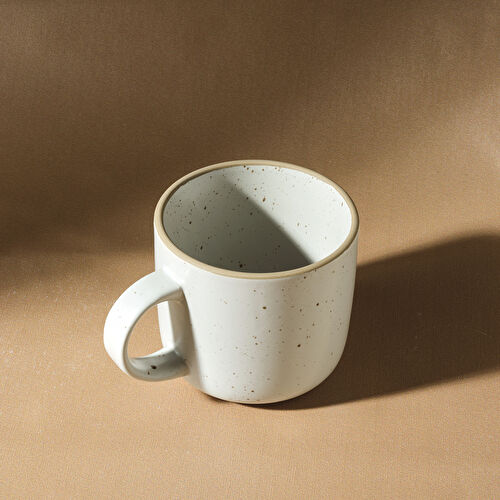 Karaca Chicago Dot Reaktif Kupa 440 Ml Karaca Chicago Dot Reaktif Kupa 440 Ml