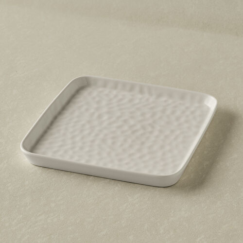 Karaca x Refika Bembeyaz Pasta Tabağı 18 cm