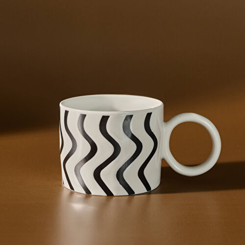 Karaca Erica Dalgalı Mug 370 ml