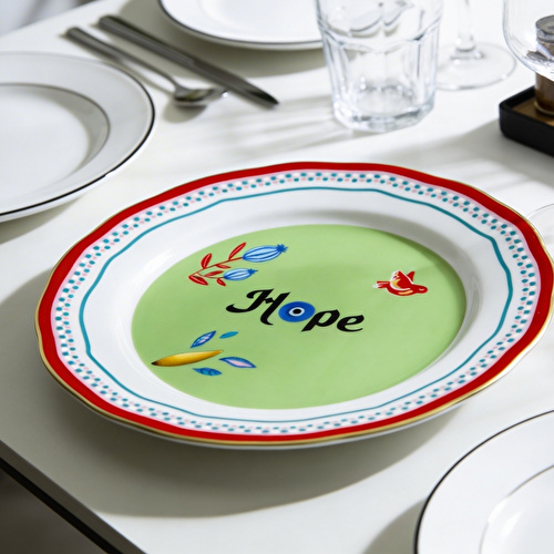 Baci Milano Mamma Mia Hope Yazılı Tabak 22 cm Baci Milano Mamma Mia Hope Yazılı Tabak 22 cm