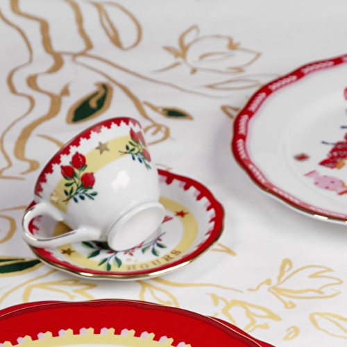 Baci Milano Mamma Mia Yaprak Desenli 2'li Çay Fincan Seti Baci Milano Mamma Mia Yaprak Desenli 2'li Çay Fincan Seti