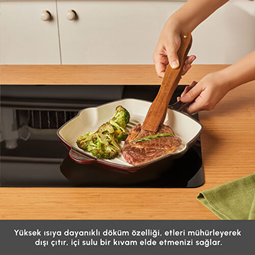Karaca Heritage Demir Döküm Emayeli Grill Tava 28 cm Kırmızı Karaca Heritage Demir Döküm Emayeli Grill Tava 28 cm Kırmızı