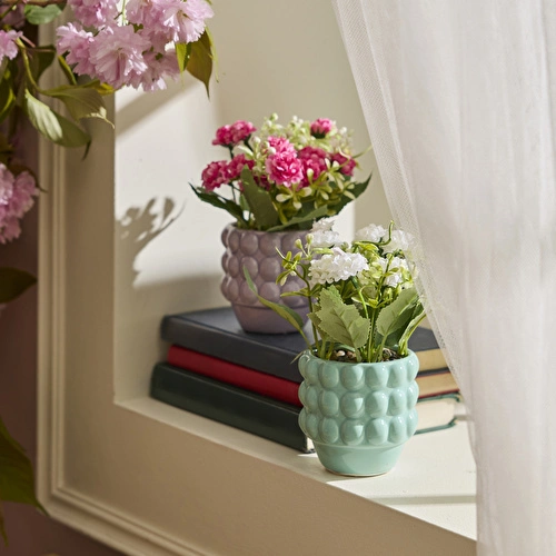 Karaca Home Rocco Saksılı Yapay Bitki Lila 9x9x8.5 cm Karaca Home Rocco Saksılı Yapay Bitki Lila 9x9x8.5 cm