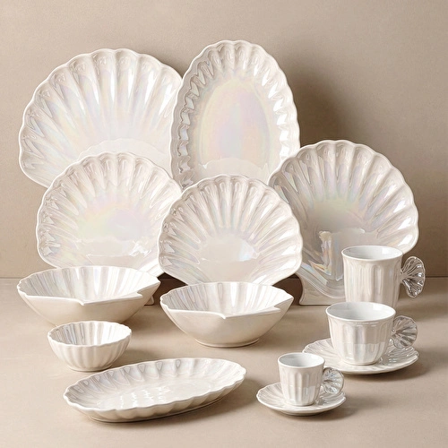 Karaca İstiridye Lüsterli Pasta Tabağı 20 cm