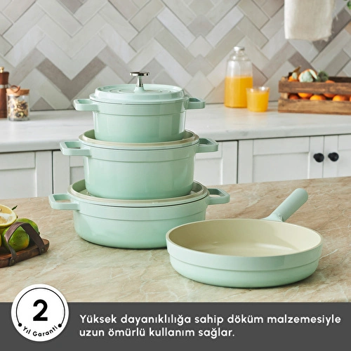 Karaca Swiss Crystal Neocast 7 Parça Döküm Tencere ve Tava Seti Yeşil