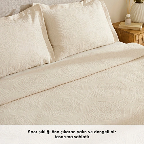 Karaca Home Oriana Çift Kişilik Yatak Örtüsü Takımı Natural Karaca Home Oriana Çift Kişilik Yatak Örtüsü Takımı Natural