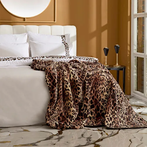 Karaca Home Furia %100 Pamuk Nakışlı Çift Kişilik Nevresim Takımı Beyaz Karaca Home Furia %100 Pamuk Nakışlı Çift Kişilik Nevresim Takımı Beyaz