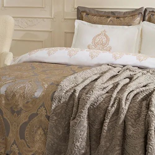 Karaca Home Dıore Gold Çeyiz Seti