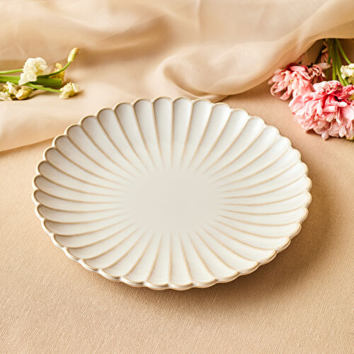 Karaca Daisy Pasta Tabağı 20,5 cm Karaca Daisy Pasta Tabağı 20,5 cm