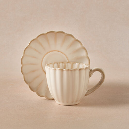 Karaca Daisy Kahve Fincanı ve Tabağı 90 ml