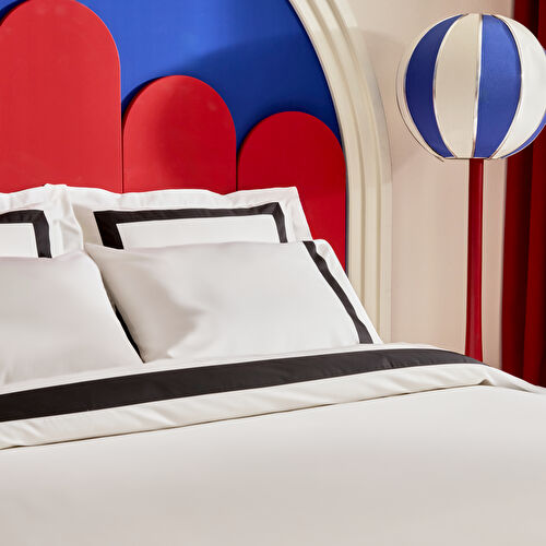 Karaca Home X 2Wins Fame %100 Pamuk Saten Çift Kişilik Nevresim Takımı Beyaz Karaca Home X 2Wins Fame %100 Pamuk Saten Çift Kişilik Nevresim Takımı Beyaz