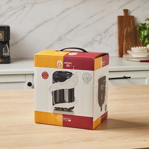 Karaca x Galatasaray Hatır Hüps Marş Söyleyen Sütlü Türk Kahve Makinesi Karaca x Galatasaray Hatır Hüps Marş Söyleyen Sütlü Türk Kahve Makinesi