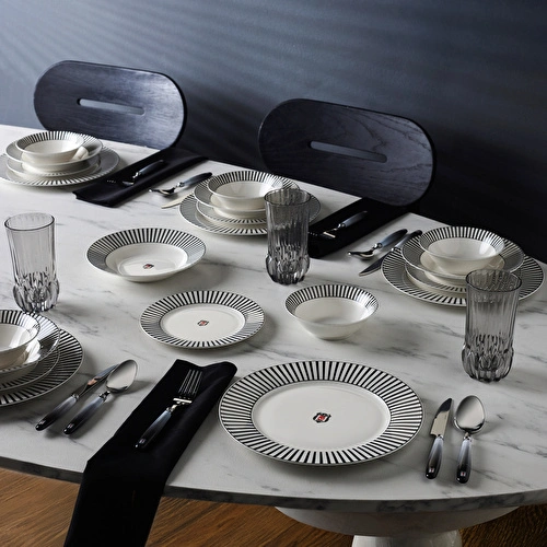 Karaca x Beşiktaş Forever Bone 24 Parça 6 Kişilik Yemek Takımı