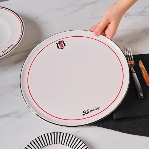 Karaca x Beşiktaş Pizza Tabağı 32 cm Karaca x Beşiktaş Pizza Tabağı 32 cm