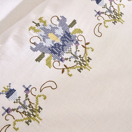 Karaca Home Maelis %100 Pamuk Kanaviçe Nakışlı Çift Kişilik Nevresim Takımı Beyaz