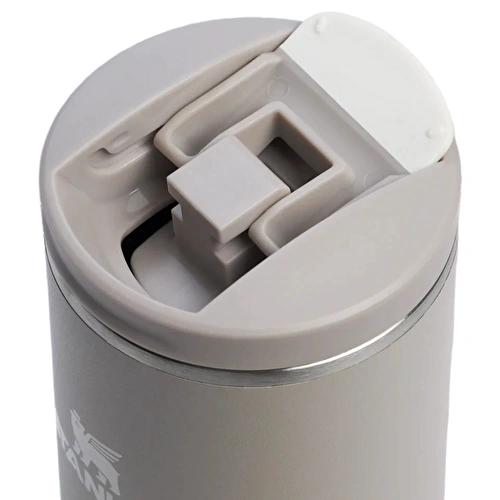 Stanley The Transit Fliptop Mug 590 Ml Ash Stanley The Transit Fliptop Mug 590 Ml Ash