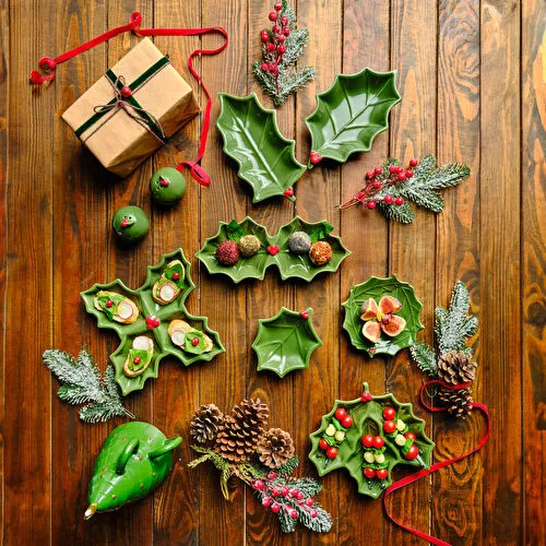 Karaca New Year Yılbaşı Kokina Wide Kayık Tabak 22 Cm  Karaca New Year Yılbaşı Kokina Wide Kayık Tabak 22 Cm