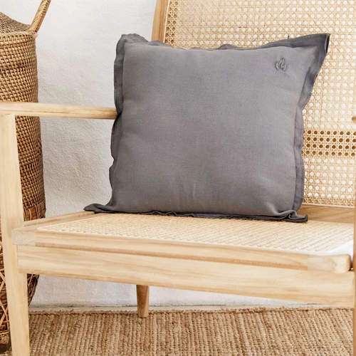 Karaca Home 4 Element Koyu Gri  İç Dolgulu Düz Kırlent 45x45 cm