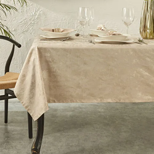 Karaca Home Varley 13 Parça Masa Örtüsü Seti 