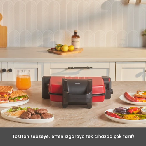 Karaca Future Essential Tost Makinesi Matte Red 1800 W 4 Dilim Kapasiteli
