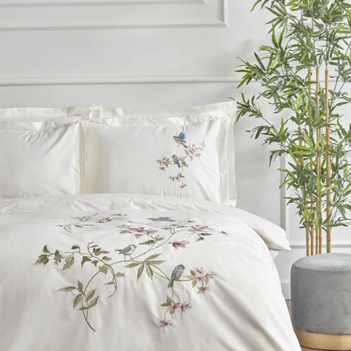 Karaca Home Caroline %100 Pamuk Çift Kişilik Nakışlı Nevresim Takımı Beyaz