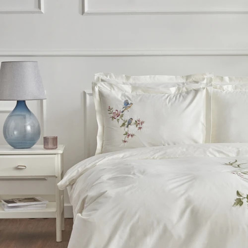 Karaca Home Caroline %100 Pamuk Çift Kişilik Nakışlı Nevresim Takımı Beyaz