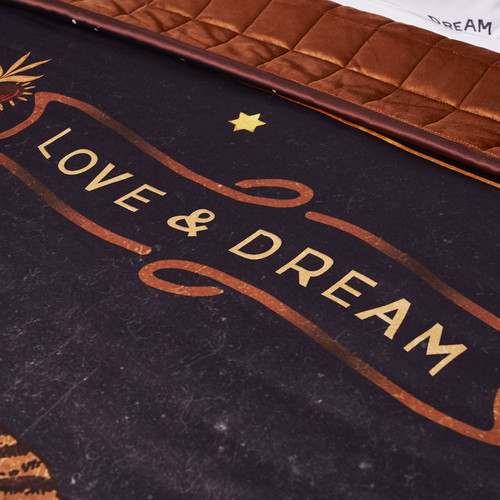 Karaca Home x 2Wins Love and Dream Çift Kişilik Yatak Örtüsü