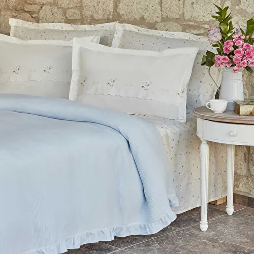 Karaca Home Roanne Çift Kişilik Nakışlı Pike Seti Mavi