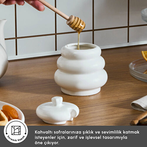 Karaca Winnie Kaşıklı Bal Kavanozu 310 ml