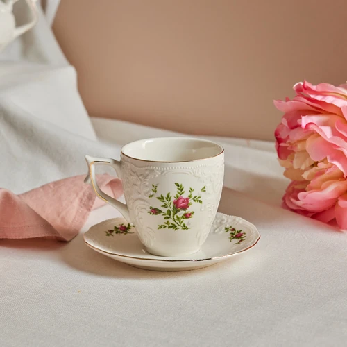 Karaca Vintage Rose Çay Fincanı ve Tabağı 200 ml