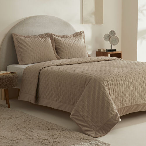 Karaca Home Taylor Çift Kişilik Yatak Örtüsü Seti Bej