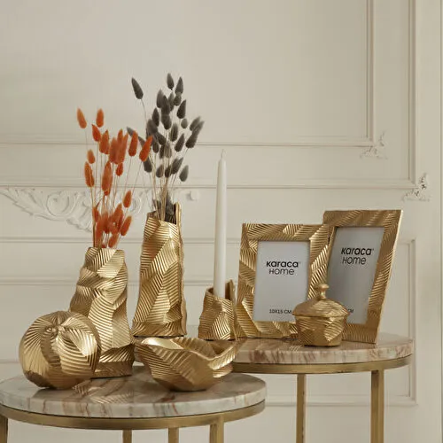 Karaca Home Lana Fotoğraf Çerçevesi Gold 15x20 cm Karaca Home Lana Fotoğraf Çerçevesi Gold 15x20 cm