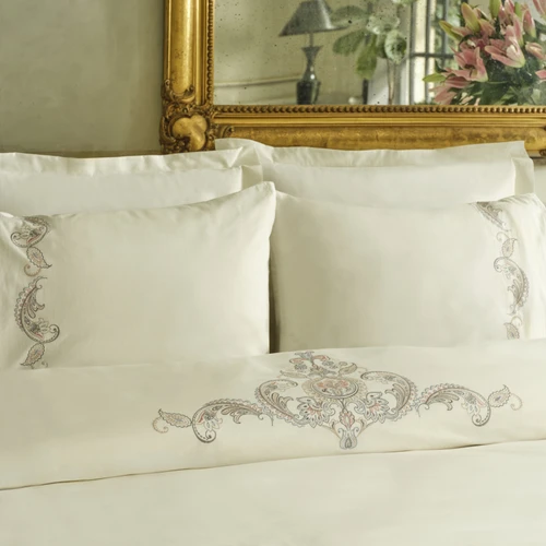 Karaca Home Alessa Nakışlı %100 Pamuk Çift Kişilik Nevresim Takımı Beyaz
